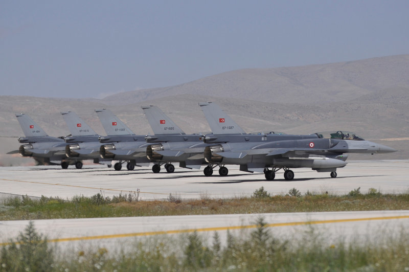 Με 37 Παραβιάσεις , 4 Υπερπήσεις &  οπλισμένα F 16 προετοιμάζουν οι Τούρκοι το θέρος!!