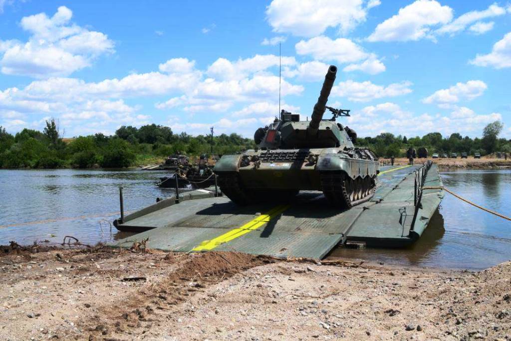 Μαζική και «βίαια διάβαση του Ποταμού Έβρου» απο τις Δυνάμεις της 3ης Μ/Κ ΤΑΞ! (φώτο) - Εικόνα11 Μαζική και «βίαια διάβαση του Ποταμού Έβρου» απο τις Δυνάμεις της 3ης Μ/Κ ΤΑΞ! (φώτο) - Εικόνα11