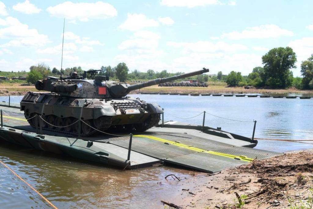 Μαζική και «βίαια διάβαση του Ποταμού Έβρου» απο τις Δυνάμεις της 3ης Μ/Κ ΤΑΞ! (φώτο) - Εικόνα12 Μαζική και «βίαια διάβαση του Ποταμού Έβρου» απο τις Δυνάμεις της 3ης Μ/Κ ΤΑΞ! (φώτο) - Εικόνα12