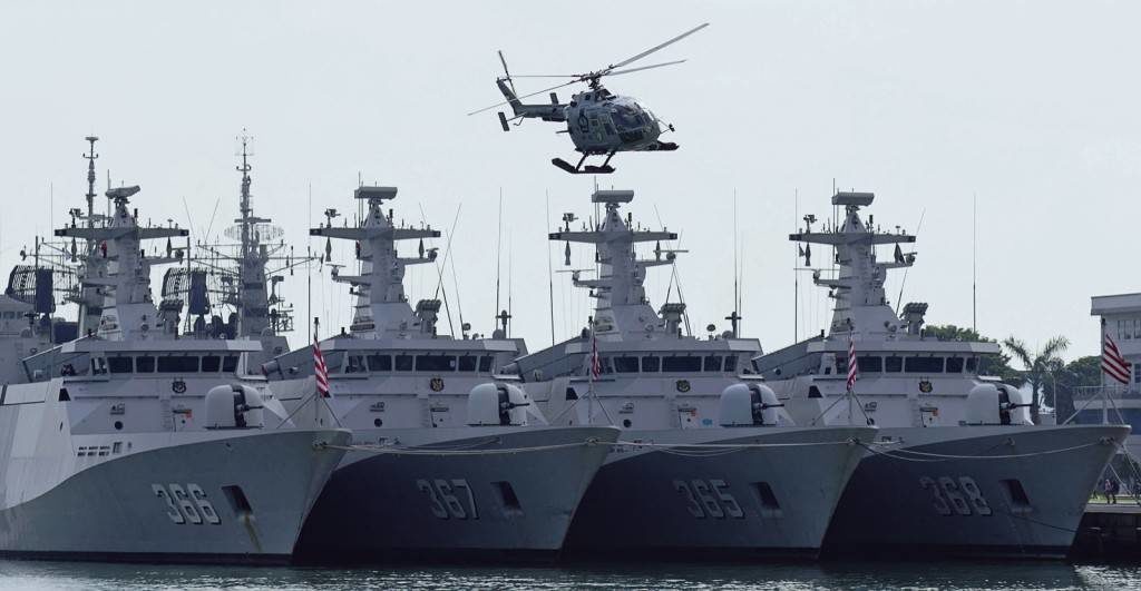 IndonesianNavi_Warships_JG