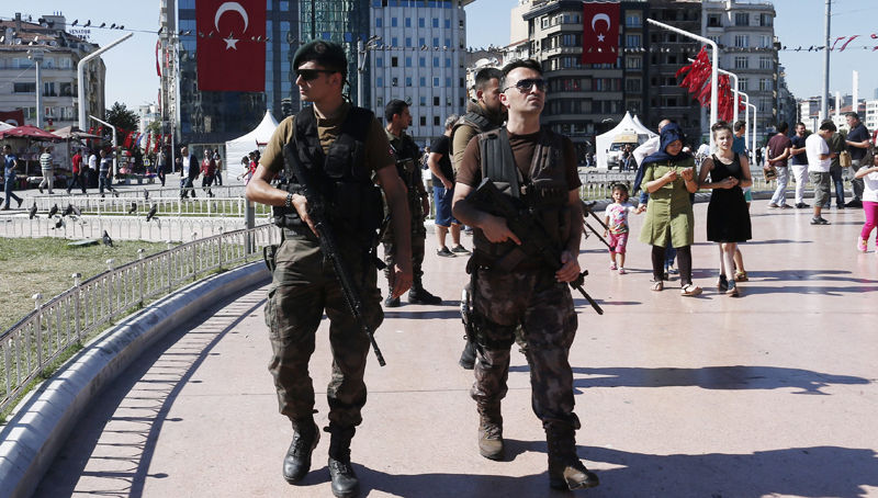 epa05435057 Members of a Turkish SWAT team on duty at Taksim Square, in Istanbul, Turkey, 21 July 2016. Turkish President Recep Tayyip Erdogan has declared a three-month state of emergency and caused the dismissal of 50,000 workers and the arrest of 8,000 people after the 15 July failed coup attempt. At least 290 people were killed and almost 1,500 injured amid violent clashes on 15 July as certain military factions attempted to stage a coup d'etat. The UN and various governments and organizations have urged Turkey to uphold the rule of law and to defend human rights. EPA/SEDAT SUNA