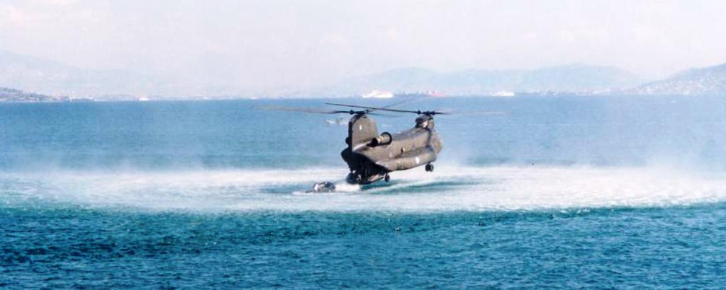 Τα Αμφίβια Κομάντο του 3ου ΕΤΕΘ απαντούν …Έχε πίστη στο Θεό και μια σφαίρα στη Θαλάμη! (φώτο) - Εικόνα7 Τα Αμφίβια Κομάντο του 3ου ΕΤΕΘ απαντούν …Έχε πίστη στο Θεό και μια σφαίρα στη Θαλάμη! (φώτο) - Εικόνα7