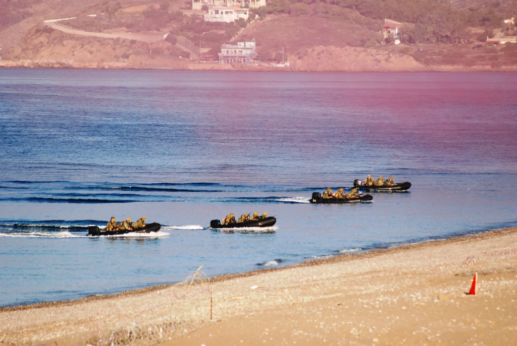 Εδώ χτύπησε η Ελληνική λαίλαπα…Χαλασμός κόσμου στη Χίο… Εντυπωσιακές εικόνες. - Εικόνα27 Εδώ χτύπησε η Ελληνική λαίλαπα…Χαλασμός κόσμου στη Χίο… Εντυπωσιακές εικόνες. - Εικόνα27