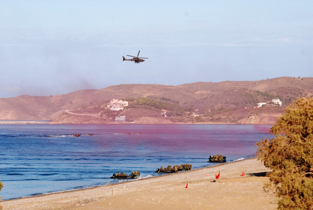 Εδώ χτύπησε η Ελληνική λαίλαπα…Χαλασμός κόσμου στη Χίο… Εντυπωσιακές εικόνες. - Εικόνα11 Εδώ χτύπησε η Ελληνική λαίλαπα…Χαλασμός κόσμου στη Χίο… Εντυπωσιακές εικόνες. - Εικόνα11