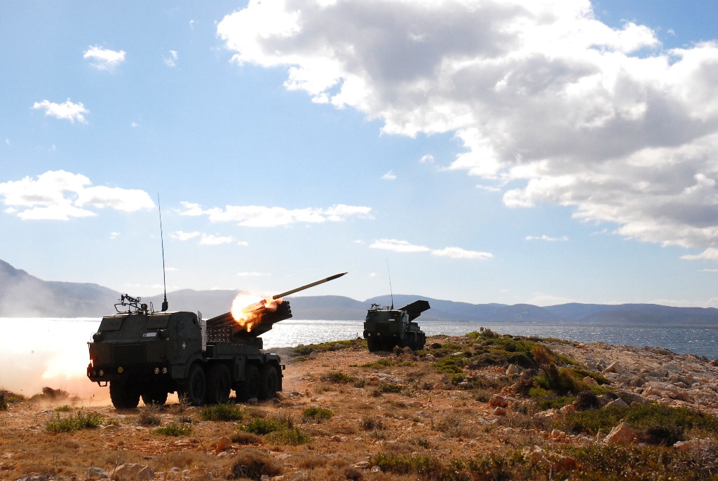 Από το νησί της Χίου …Άρχισαν τις Βολές οι Πυροβολητές! (φώτο) - Εικόνα1 Από το νησί της Χίου …Άρχισαν τις Βολές οι Πυροβολητές! (φώτο) - Εικόνα1