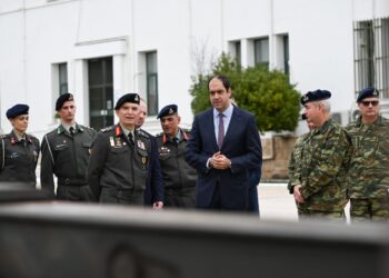 Επίσκεψη ΥΦΕΘΑ Κεφαλογιάννη και Α/ΓΕΣ Αντιστράτηγο Κωστίδη στην ΑΣΔΥΣ