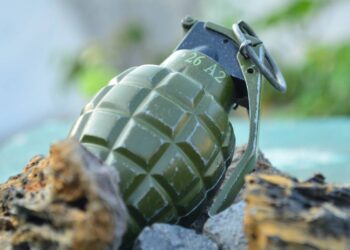 Ελαττωματική η Χειροβομβίδα που ακρωτηρίασε τον ΕΛΔΥΚάριο;