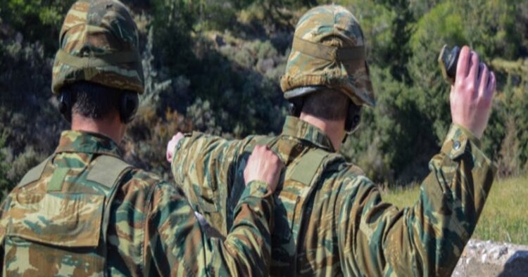 Ακρωτηριάστηκε το δεξί χέρι του 23χρονου  Οπλίτη της (ΕΛΔΥΚ