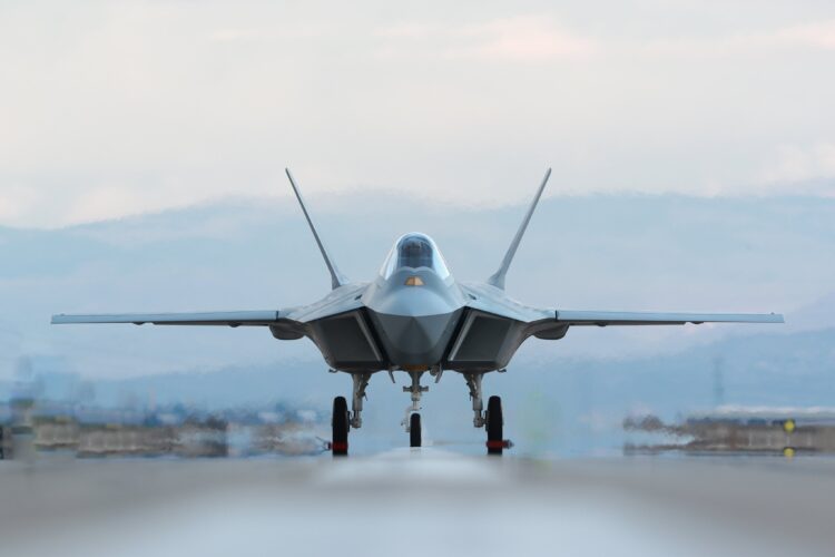 Πραγματοποιήθηκε η πρώτη πτήση του Τουρκικού “Μαχητικού KAAN”(video)