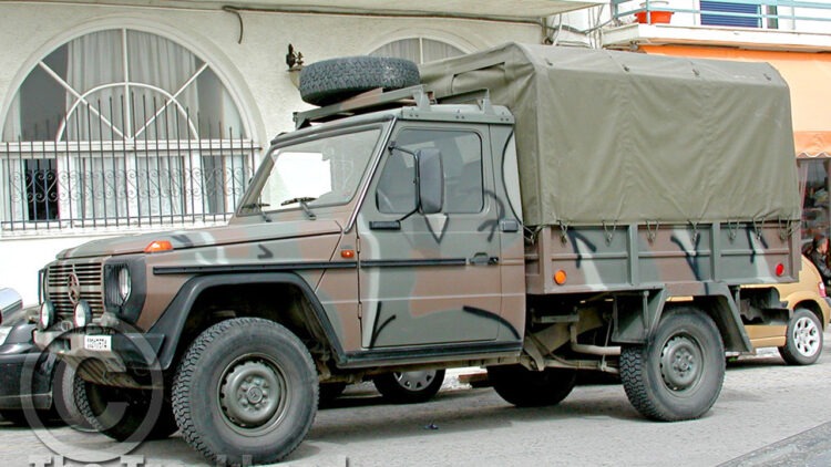 Καταγγελία για την Συντήρηση των Στρατιωτικών Οχημάτων απο Ιδιώτες