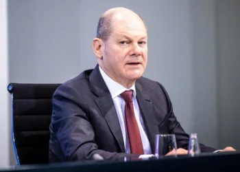 Σολτς: «Όχι» στους πυραύλους Taurus στην Ουκρανία