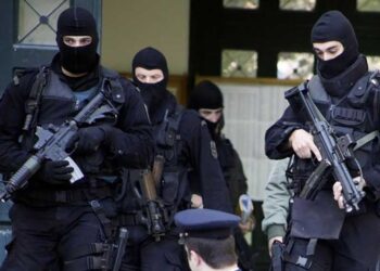 Νέες συλλήψεις για τις βομβιστικές επιθέσεις από την Αντιτρομοκρατική  – Δύο στρατιωτικοί ανάμεσά τους συλληφθέντες