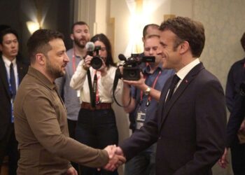 Μακρόν – Ζελένσκι: Υπέγραψαν διμερή συμφωνία ασφάλειας και αμυντικής συνεργασίας