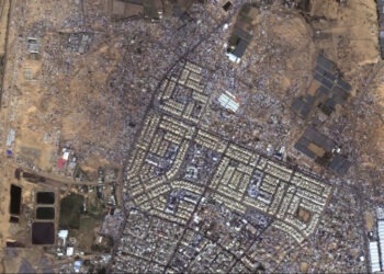 Η Αίγυπτος σηκώνει τείχος στα σύνορα με τη Λωρίδα της Γάζας – Δείτε δορυφορικές φωτογραφίες