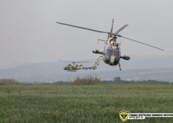 Βολές αντιαρματικών πυραύλων «ΗΟΤ» απο Ελικόπτερα της Εθνικής Φρουράς της Κύπρου