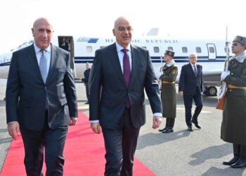 Επίσημη επίσκεψη του ΥΕΘΑ Δένδια στην Αρμενία – Ανήγγειλε συνεργασία σε αμυντικά προγράμματα