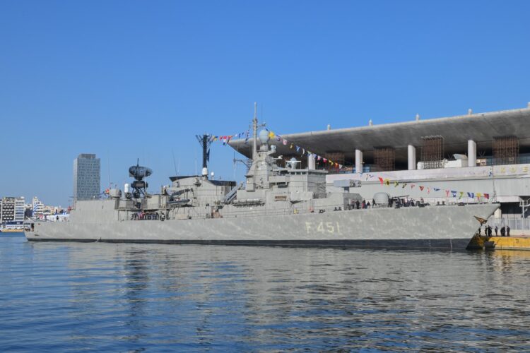 Πλήθος κόσμου επισκέφθηκε τα πλοία του Π.Ν. στο Πλαίσιο Εορτασμού της 25ης Μαρτίου