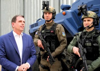 Μείωση λαθρομεταναστών στον Έβρο και μικρή …Αύξηση στη Κρήτη βλέπει ο Καιρίδηςς