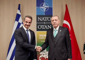 Σαμαράς  :  Βρωμάει απο μακριά …”Συνθηκολόγηση στα Ελληνοτουρκικά”