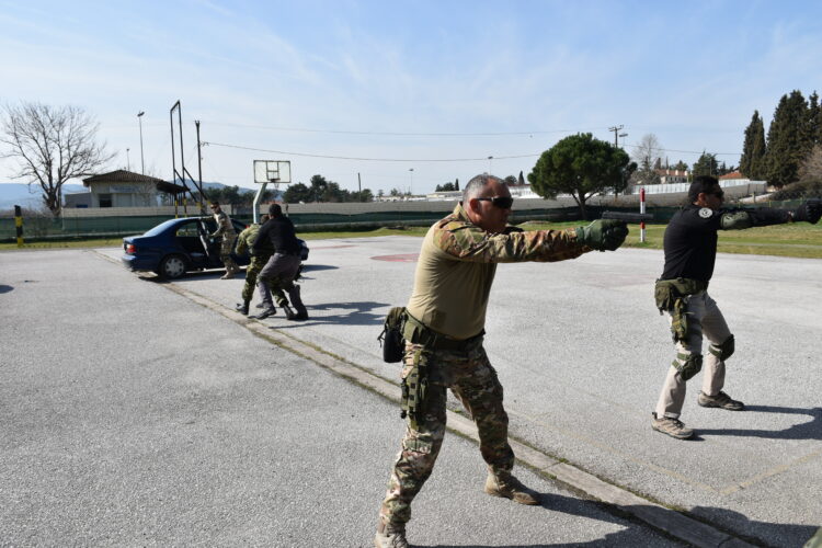 Εκπαίδευση Στελεχών …Σε Ομάδα Συνοδείας &  μάχης  προστασίας (vip)