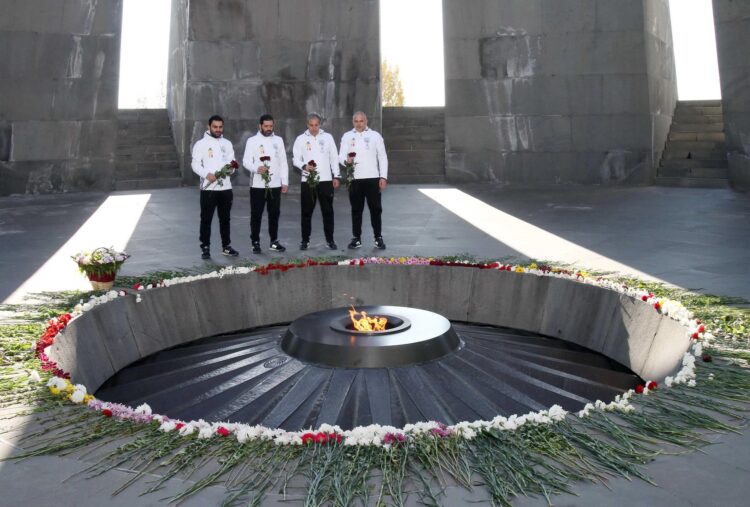 Στην Αρμενία ο Έλληνας ΥΕΘΑ …Συνάντηση με τον Αρμένιο  ΥΠΑΜ