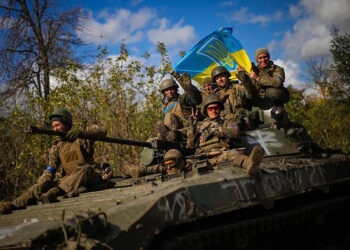 Ουκρανία: Σε «δύσκολη κατάσταση» ο ουκρανικός στρατός στο μέτωπο του Τσάσιβ Γιαρ