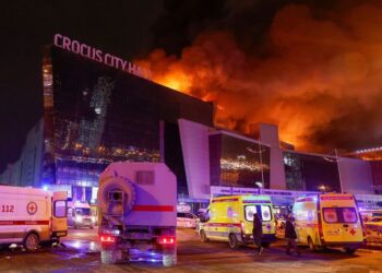 Μακελειό στη Μόσχα …Εισβολή ενόπλων στο Crocus City Hall με δεκάδες νεκρούς (video)