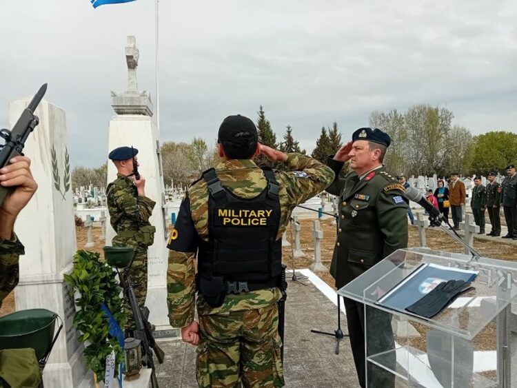 Επιμνημόσυνη δέηση για τους Πεσόντες υπέρ Πατρίδος…Στην Καρδίτσα