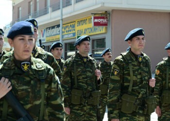 Πλεύρης : Αιχμές στην Ηγεσία του Στρατού για την παρέλαση του Κασσελάκη