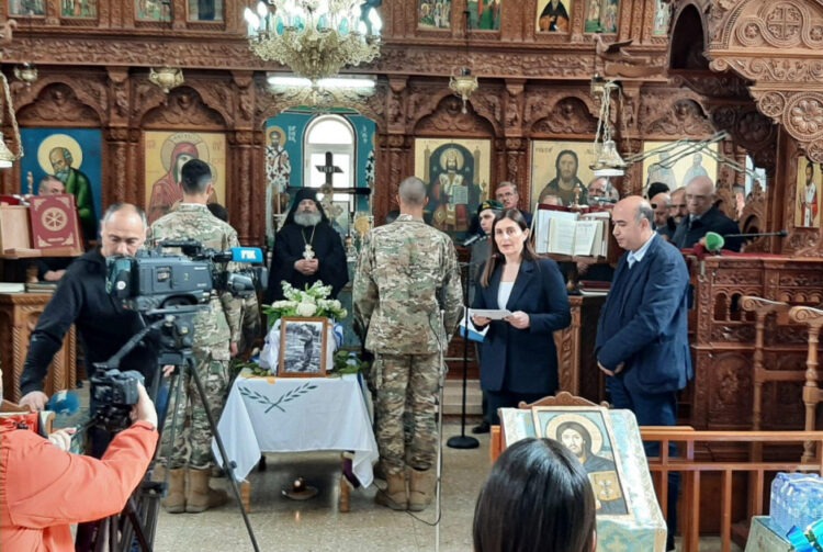 Τελέστηκε την Κυριακή η κηδεία του μέχρι πρότινος αγνοουμένου καταδρομέα της 32ας Μοίρας, Μιχαλάκη Γεωργίου Κυπριανού.