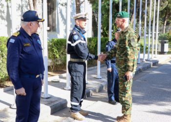 Ο Α/ΓΕΕΘΑ  στην Έδρα της 1ης ΣΤΡΑΤΙΑΣ, του Στρατηγείου Επιχειρήσεων ΕΕ της επιχείρησης EUNAVFOR ASPIDES και του ΑΤΑ