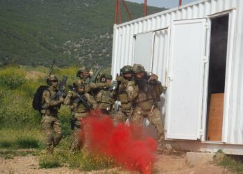 Συνεκπαίδευση της ΔΕΠ και της 43 Commando Fleet Protection Group Royal Marines του Ηνωμένου Βασιλείου