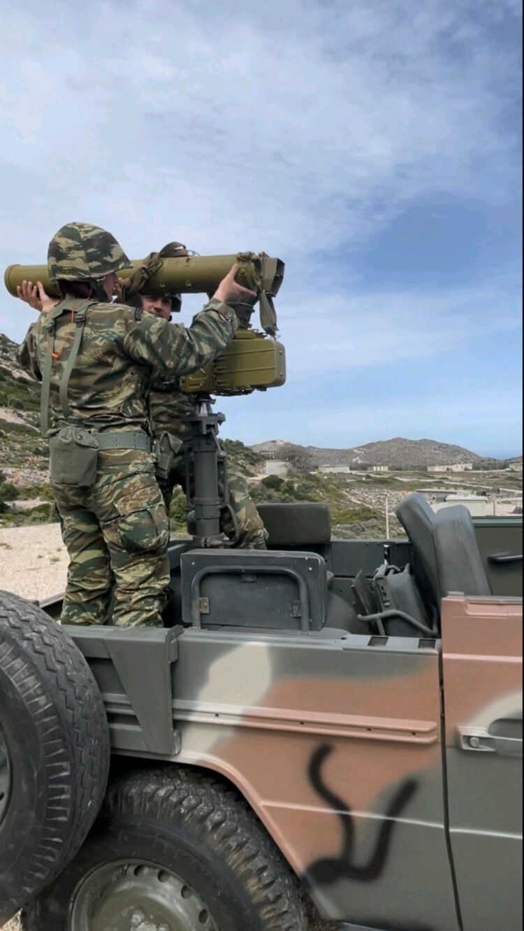 Βολές  καμπύλης και ευθυτενούς τροχιάς  των Όπλων της 5ης Α/Μ ΤΑΞ