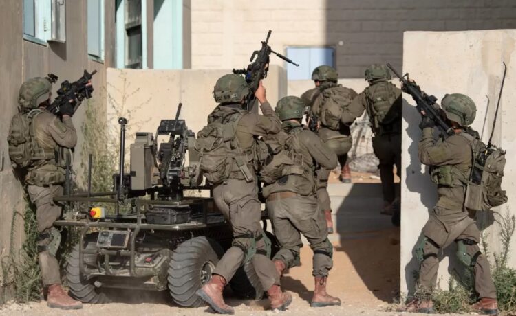 Κομάντος του Ισραήλ πέφτουν σε εν ενέδρα κατά την εισβολή σε  οικία (video)