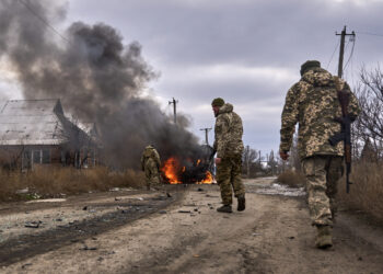 Ουκρανία: Οι Ρώσοι έχουν εκτελέσει πάνω από 50 αιχμαλώτους πολέμου