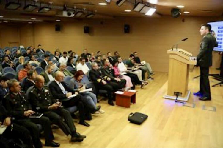 Το Τουρκικό ΥΠΑΜ εκπαιδεύει τον “Αμυντικό Ρεπόρτερ”