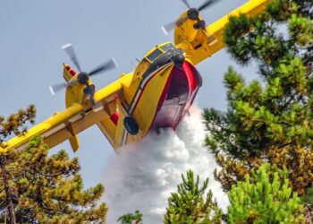 Απογειώθηκαν πυροσβεστικά Α/Φ …Για τη φωτιά στα Σπάτα