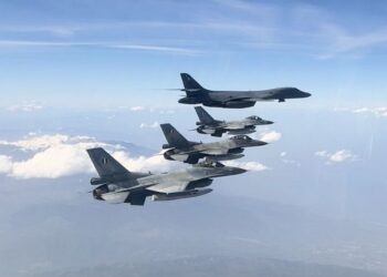 Συνεκπαίδευση «Onyx Dive»  Μαχητικών της ΠΑ & … Βομβαρδιστικού αεροσκάφους Β-1Β