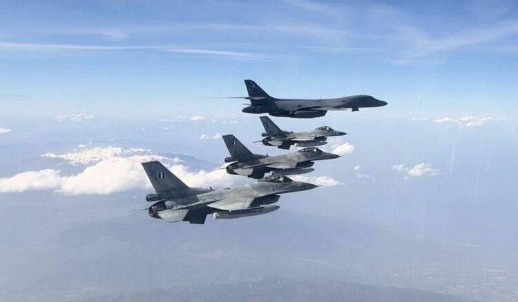 Συνεκπαίδευση «Onyx Dive»  Μαχητικών της ΠΑ & … Βομβαρδιστικού αεροσκάφους Β-1Β