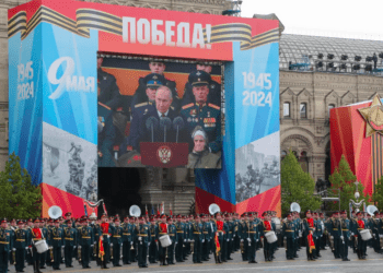 Πούτιν : Οι Ένοπλες Ρωσικές δυνάμεις είναι …«Πάντα σε πολεμική ετοιμότητα» (video)