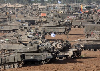 Σφυροκοπούν τη νότια Λωρίδα της Γάζας και τη Ράφα οι Ισραηλινοί