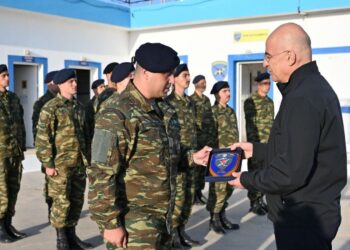 Στα Επιτηρητικά Φυλάκια Καλολίμνου…Ο Δένδιας