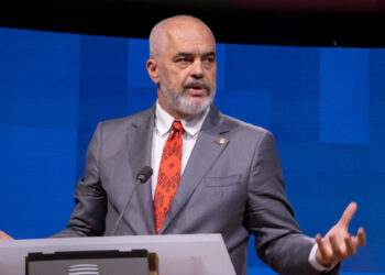 Προκαλεί ο Ράμα: Τρομερά τα βάσανα των Αλβανών της Ελλάδας