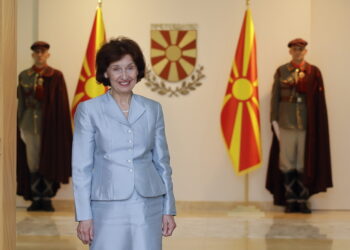 Άκουσαν οτι πηδι@@@στε  …Πλάκωσαν και οι Σκοπιανοί