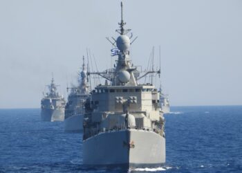 Ξέσπασε “Καταιγίδα στο Αιγαίο” …Ο Στόλος βγήκε έξω από τους Ναυστάθμους με την Ιεραρχία “Εν Πλω στη Φ/Γ ΣΠΕΤΣΑΙ”