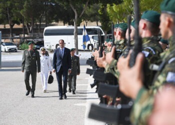 Ορκωμοσία Νεοσυλλέκτων Οπλιτών της Γ’ ΕΣΣΟ 2024 στο Κέντρο Εκπαίδευσης Ειδικών Δυνάμεων, παρουσία ΥΦΕΘΑ Κεφαλογιάννη