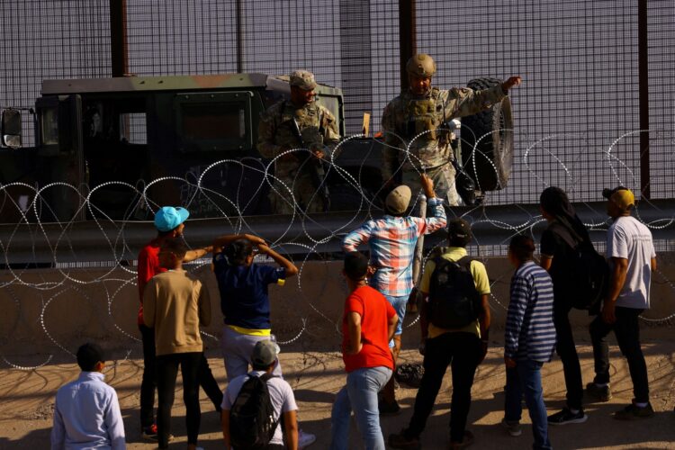 ΗΠΑ: κλείνουν τα σύνορα με το Μεξικό και αναστέλλουν το δικαίωμα του ασύλου