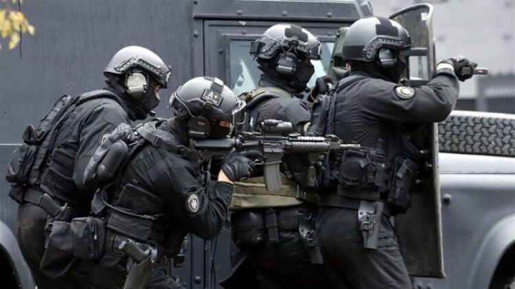 Επίθεση με τόξο κατά της πρεσβείας του Ισραήλ στο Βελιγράδι