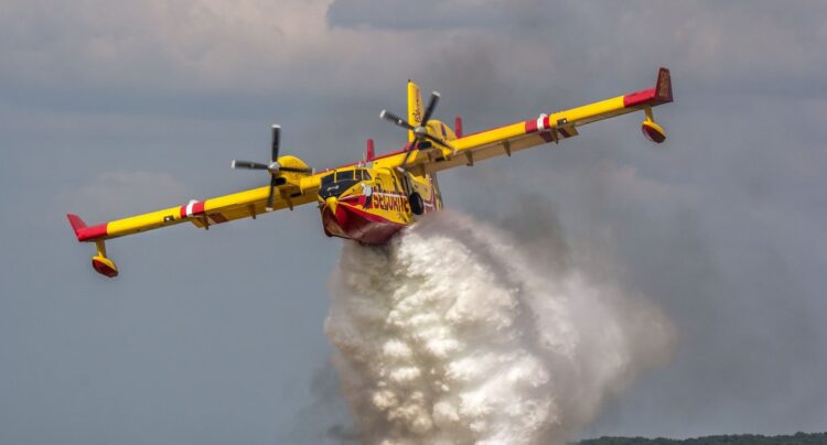 Δύο ελληνικά Canadair στην Ισπανία – Αναχώρησαν για τα μεγάλα πύρινα μέτωπα 1 Αναγκαστική προσγείωση πυροσβεστικού αεροσκάφους