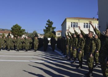 Πρόσκληση για κατάταξη στο Στρατό Ξηράς με τη 2024 Δ΄ ΕΣΣΟ